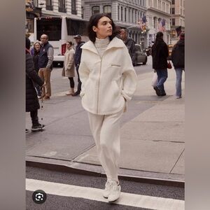 Varley Ivory Fleece Jacket size Xs